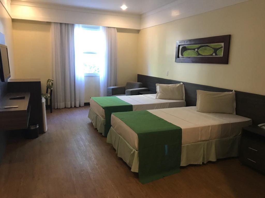 Hotel Tropical Manaus Esterno foto A room at the hotel