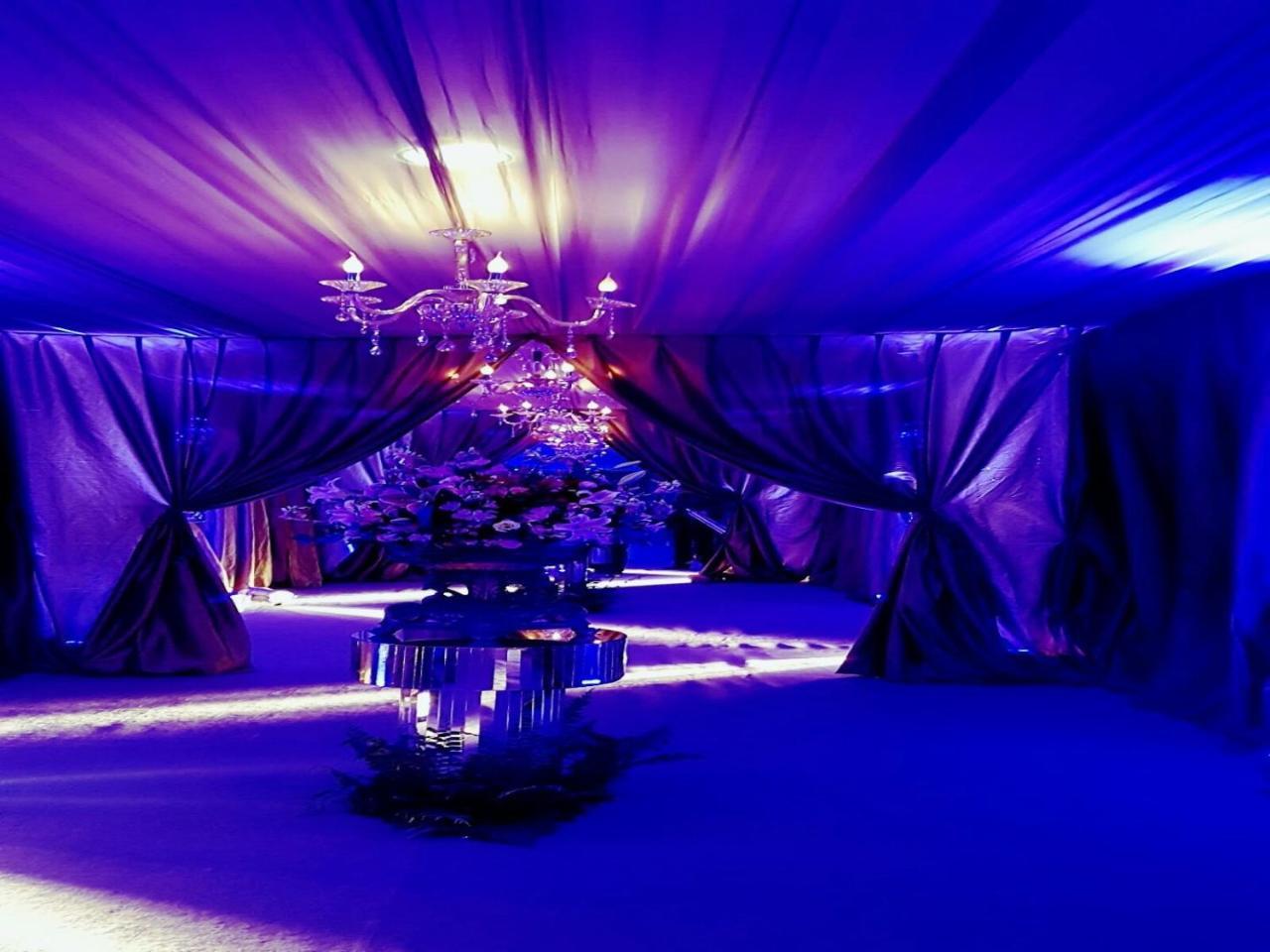 Hotel Tropical Manaus Esterno foto The interior of the tent at the 2011 Cannes Film Festival
